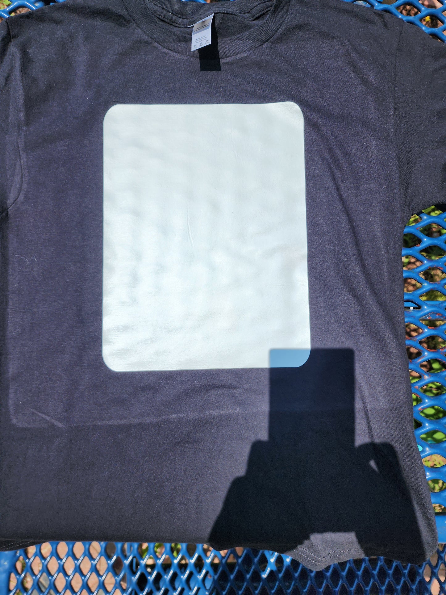Glow tee
