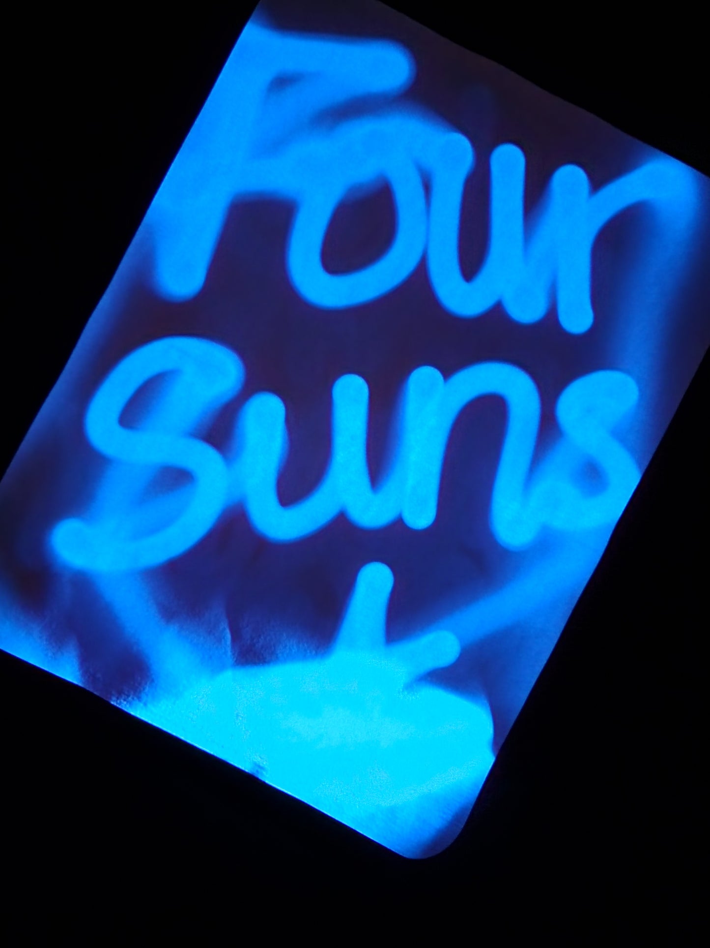 Glow tee